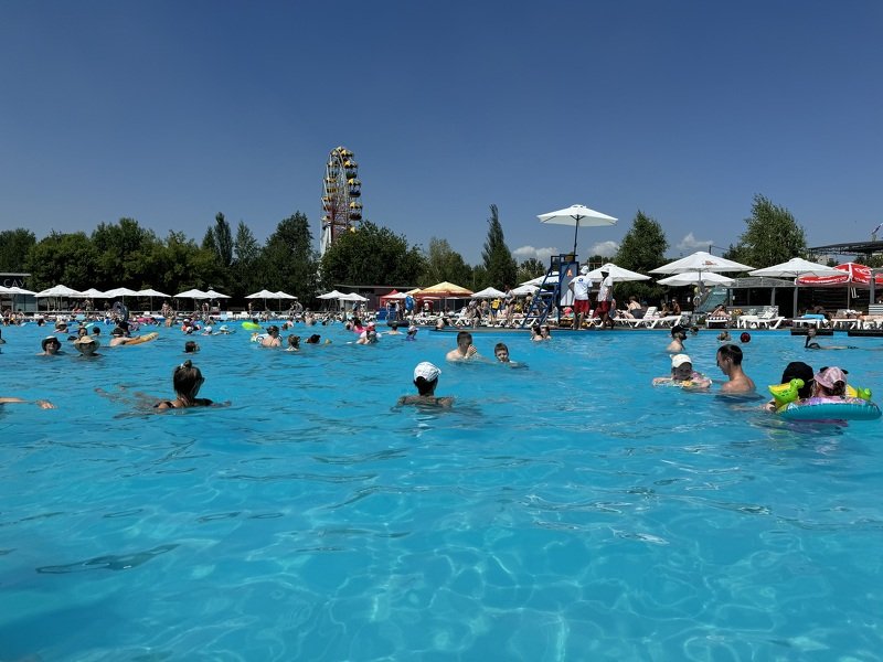 Бассейн под открытым небом
